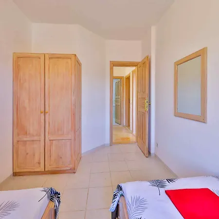 Yarimada Deniz Manzarali Cindy Каш