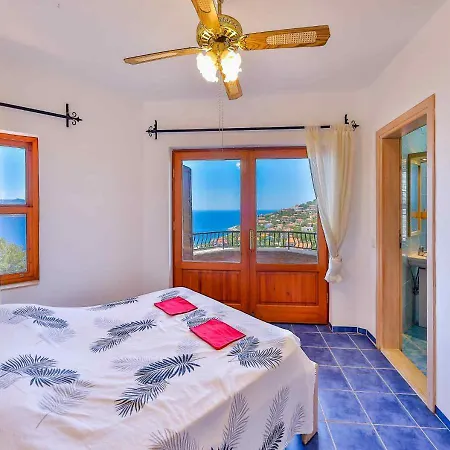 Yarimada Deniz Manzarali Cindy Вилла