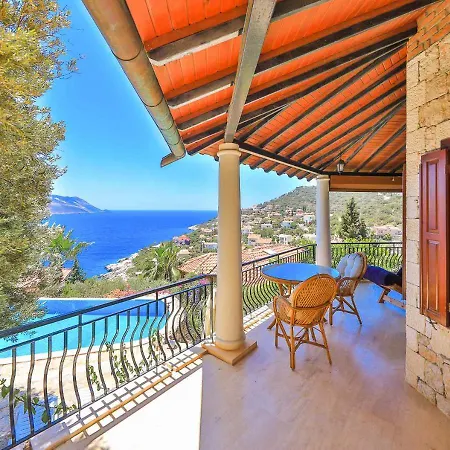 Yarimada Deniz Manzarali Cindy * Каш