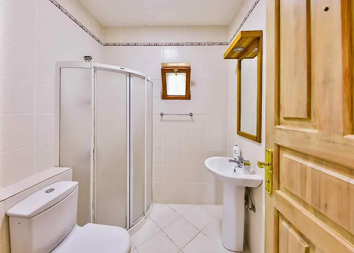 Yarimada Deniz Manzarali Cindy