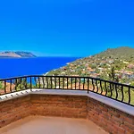 Yarimada Deniz Manzarali Cindy *