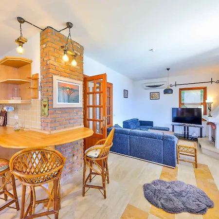 Yarimada Deniz Manzarali Cindy וילה קס