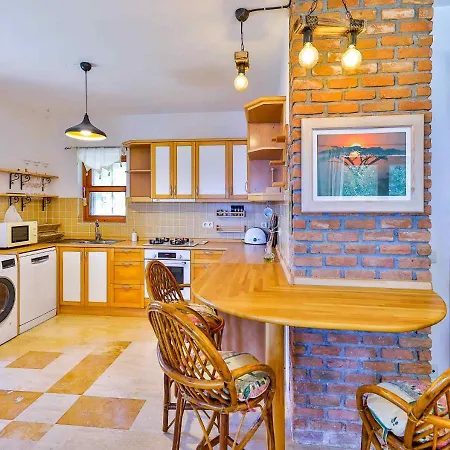 Yarimada Deniz Manzarali Cindy * קס