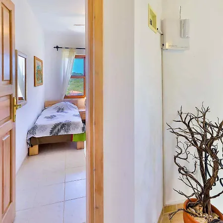 Yarimada Deniz Manzarali Cindy וילה *