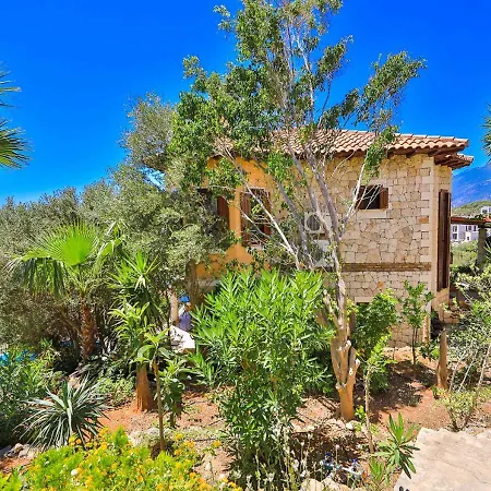 Yarimada Deniz Manzarali Cindy * קס