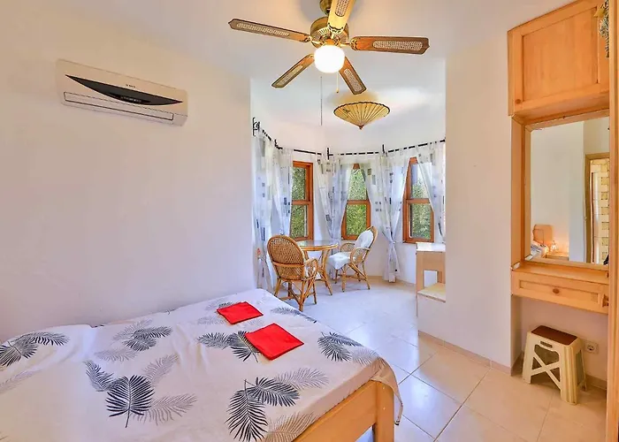 Yarimada Deniz Manzarali Cindy * Kas