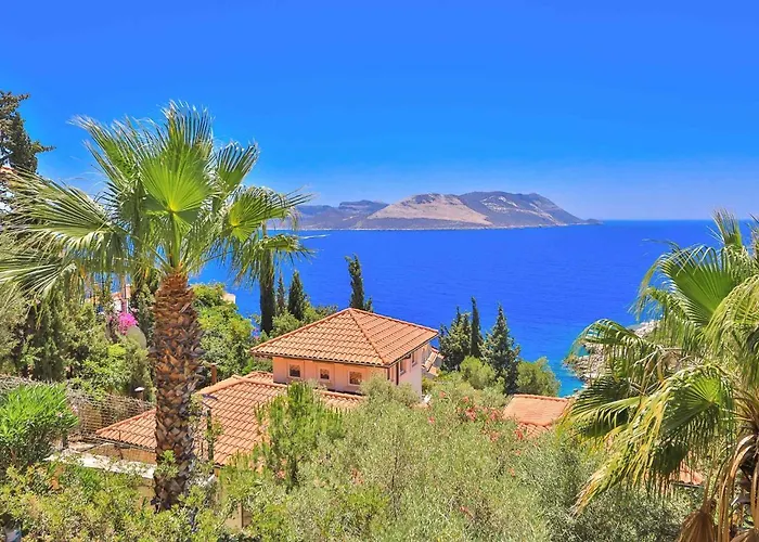 Villa Yarimada Deniz Manzarali Cindy *